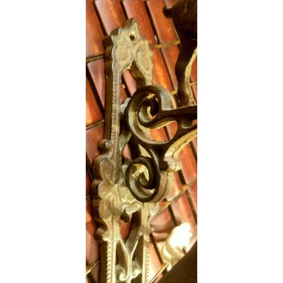 Vintage Cast Iron Moose Hanging Dinner Bell Wall Mounted 12"x6.5" 5" Diameter - Picture 6 of 7